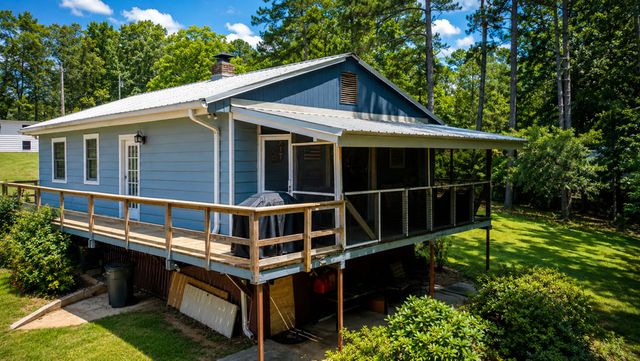 534 Gambrell Road, Townville, SC 29689