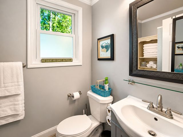 534 Gambrell Road, Townville, SC 29689