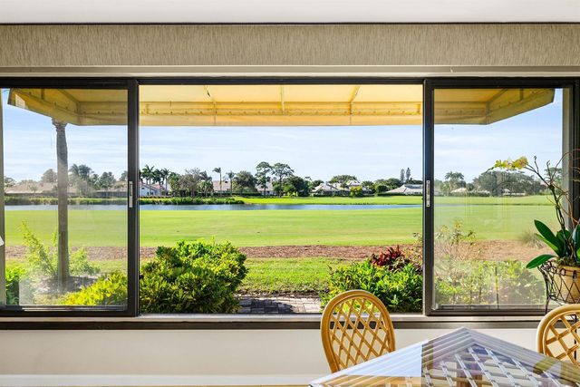 10865 Quail Covey Road Azalea, Boynton Beach, FL 33436