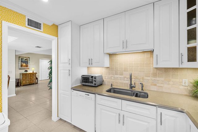 10865 Quail Covey Road Azalea, Boynton Beach, FL 33436