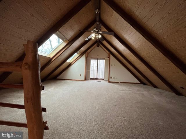 191 RATTLESNAKE HILL RD, Boyertown, PA 19512