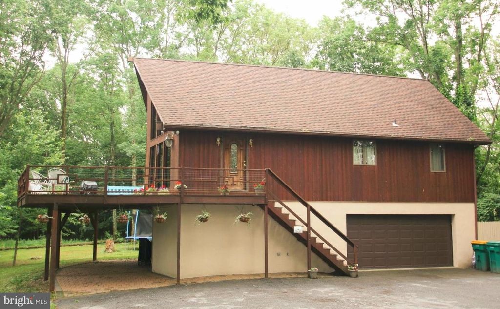 191 RATTLESNAKE HILL RD, Boyertown, PA 19512