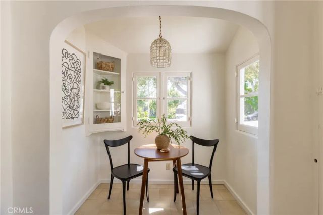 730 N Hill Avenue, Pasadena, CA 91104