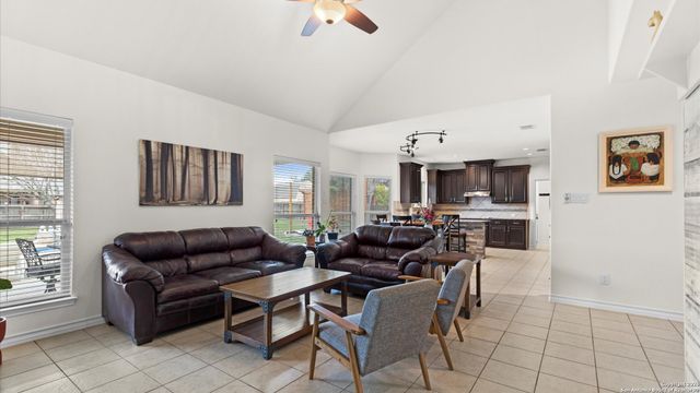 3322 Joshs Way, Marion, TX 78124