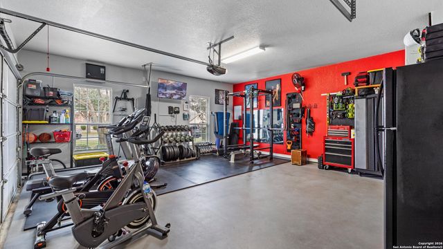 3322 Joshs Way, Marion, TX 78124