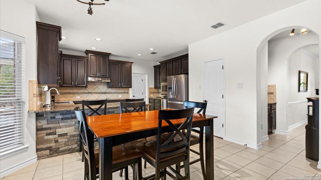 3322 Joshs Way, Marion, TX 78124