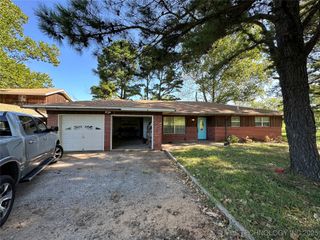 1615 W 4th Street, Okmulgee, OK 74447