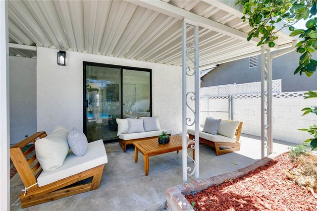 8221 Kentland, West Hills, CA 91304