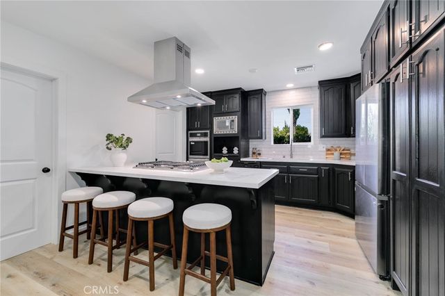 8221 Kentland, West Hills, CA 91304