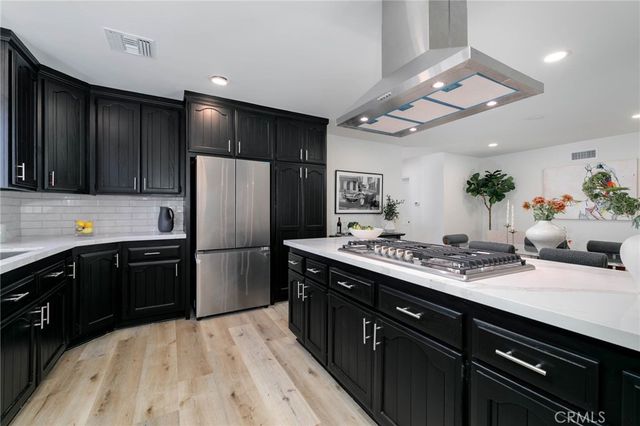 8221 Kentland, West Hills, CA 91304