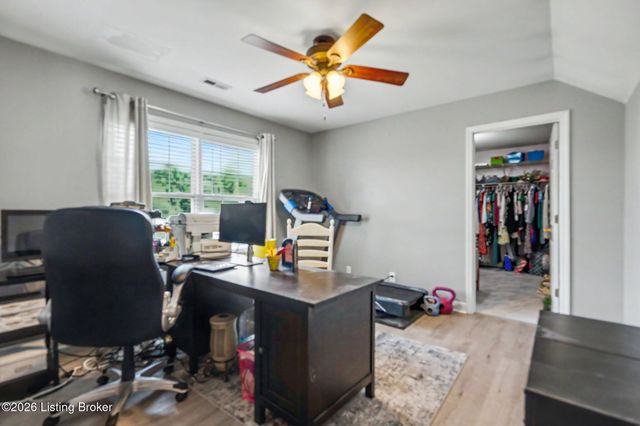 5103 Fox Run Rd, Buckner, KY 40010