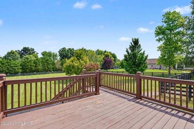 5103 Fox Run Rd, Buckner, KY 40010