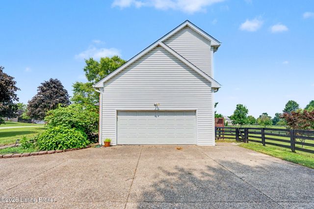 5103 Fox Run Rd, Buckner, KY 40010