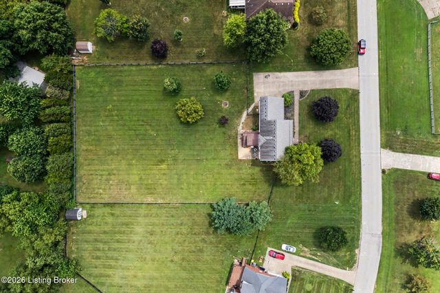 5103 Fox Run Rd, Buckner, KY 40010