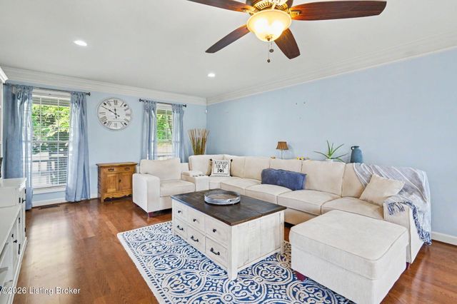 5103 Fox Run Rd, Buckner, KY 40010