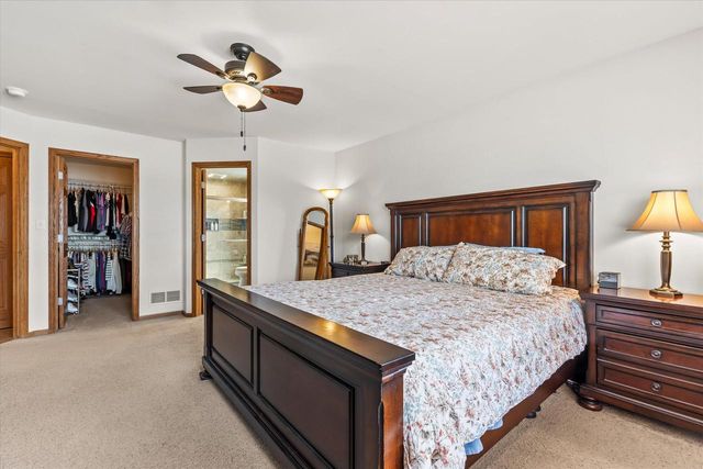 8316 Ivanhoe PLACE, Sturtevant, WI 53177