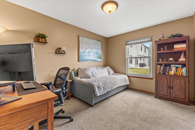 8316 Ivanhoe PLACE, Sturtevant, WI 53177