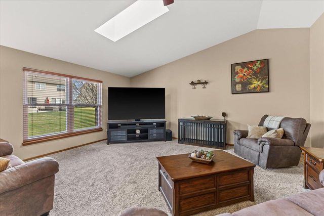8316 Ivanhoe PLACE, Sturtevant, WI 53177