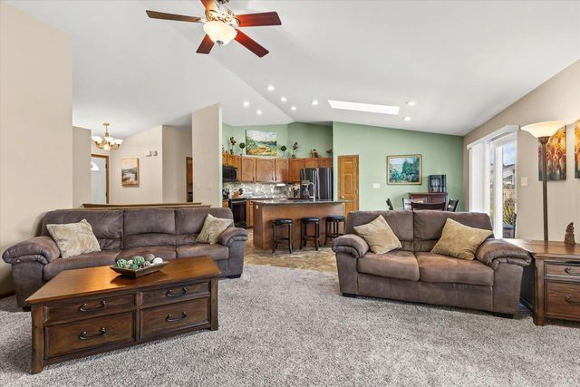 8316 Ivanhoe PLACE, Sturtevant, WI 53177