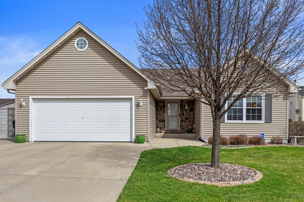 8316 Ivanhoe PLACE, Sturtevant, WI 53177