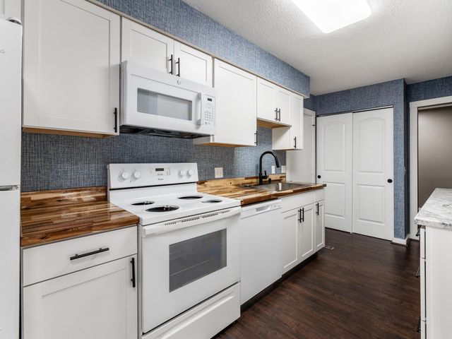 1068 Terrace Court, Zanesville, OH 43701