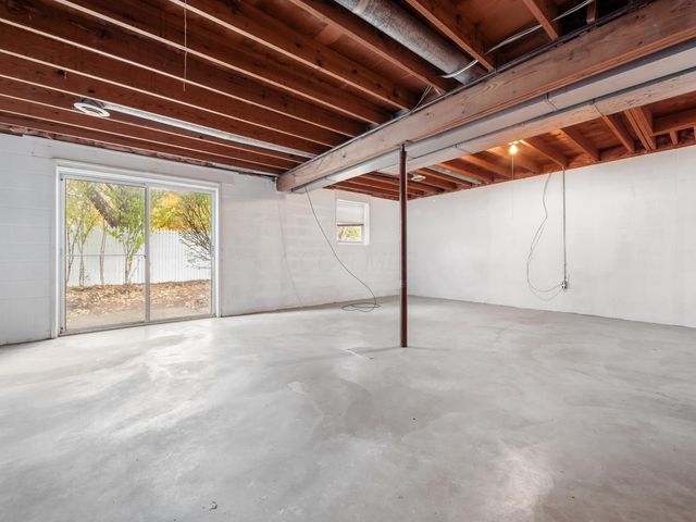 1068 Terrace Court, Zanesville, OH 43701