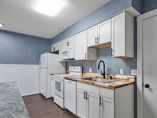 1068 Terrace Court, Zanesville, OH 43701