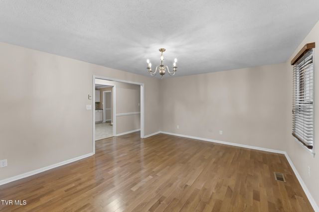 19452 Pleasant View Drive, Abingdon, VA 24211