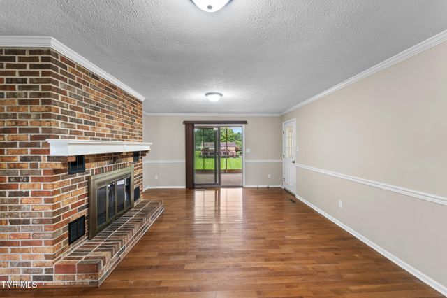 19452 Pleasant View Drive, Abingdon, VA 24211