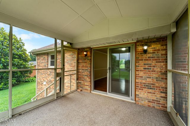 19452 Pleasant View Drive, Abingdon, VA 24211