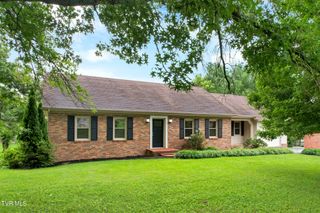 19452 Pleasant View Drive, Abingdon, VA 24211