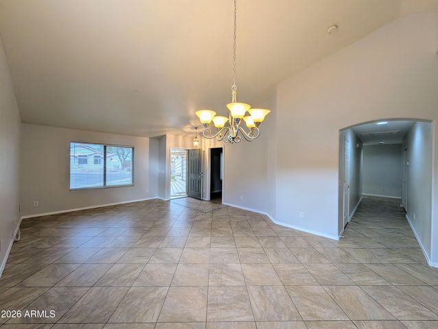 15748 W PARADISE Lane, Surprise, AZ 85374
