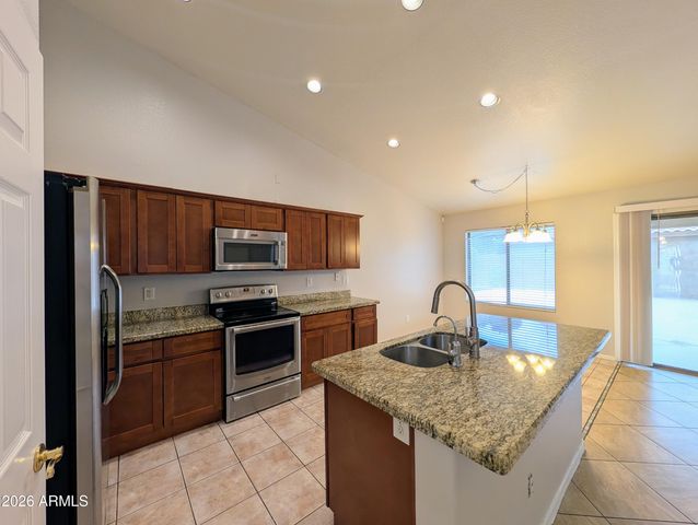 15748 W PARADISE Lane, Surprise, AZ 85374