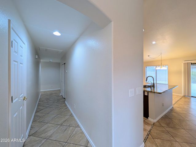 15748 W PARADISE Lane, Surprise, AZ 85374