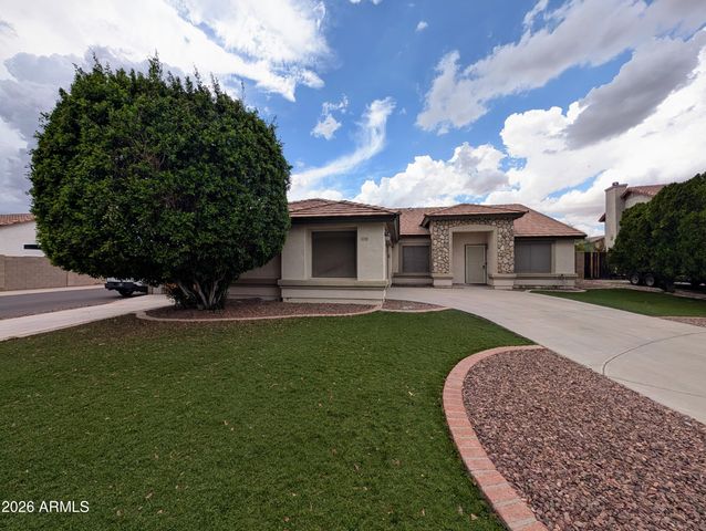 15748 W PARADISE Lane, Surprise, AZ 85374