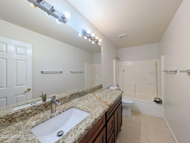 15748 W PARADISE Lane, Surprise, AZ 85374