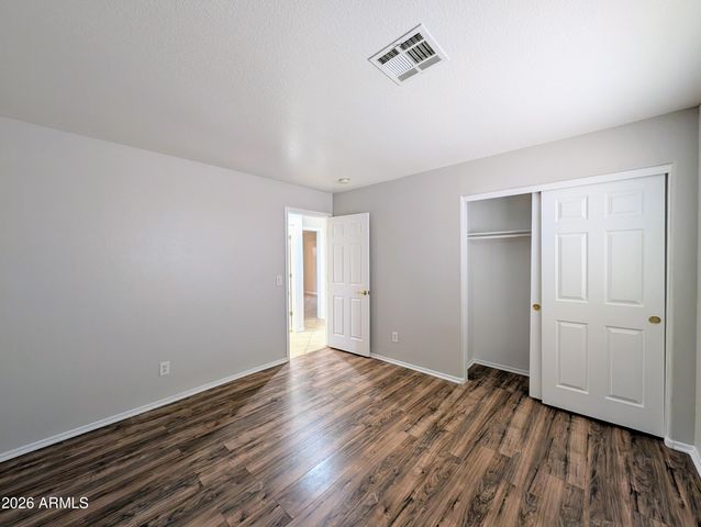 15748 W PARADISE Lane, Surprise, AZ 85374