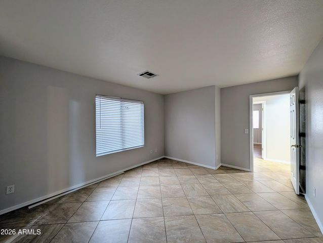 15748 W PARADISE Lane, Surprise, AZ 85374