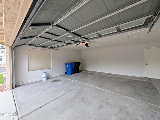 15748 W PARADISE Lane, Surprise, AZ 85374