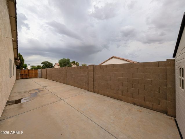 15748 W PARADISE Lane, Surprise, AZ 85374