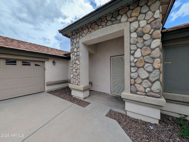 15748 W PARADISE Lane, Surprise, AZ 85374