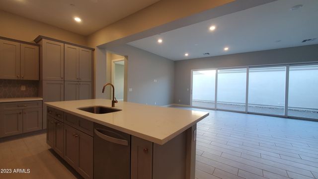 241 E Azalea Drive, Chandler, AZ 85286