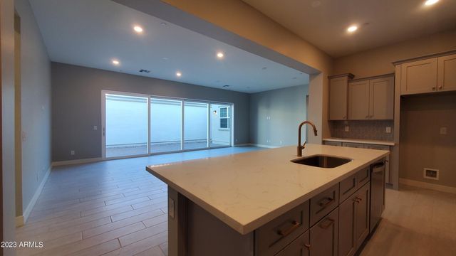 241 E Azalea Drive, Chandler, AZ 85286