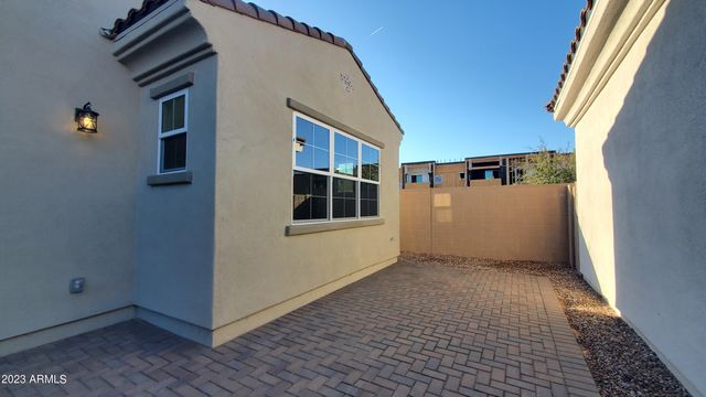 241 E Azalea Drive, Chandler, AZ 85286