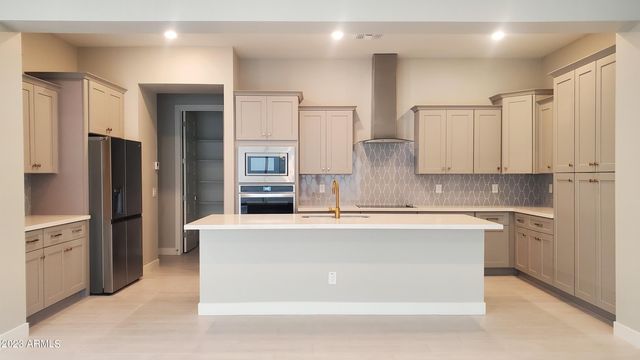 241 E Azalea Drive, Chandler, AZ 85286