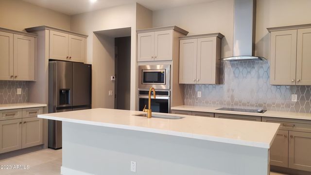 241 E Azalea Drive, Chandler, AZ 85286