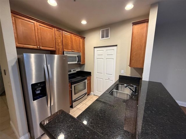 1500 NW 4TH AVENUE 203, Gainesville, FL 32603