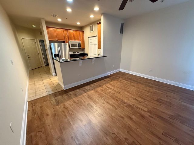 1500 NW 4TH AVENUE 203, Gainesville, FL 32603