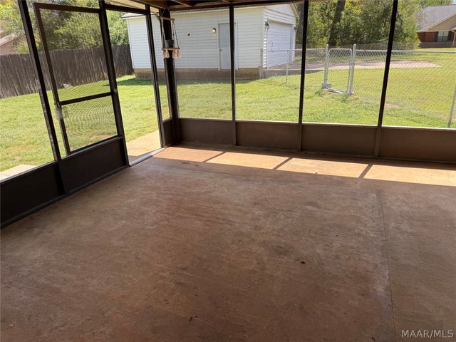 215 Gardner Road, Prattville, AL 36067