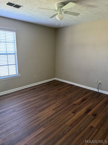 215 Gardner Road, Prattville, AL 36067